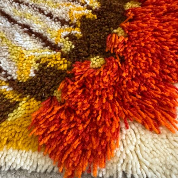 Indian Chieftain Native American Warrior Headdress Latch Hook Rug 34" Western - Picture 6 of 13